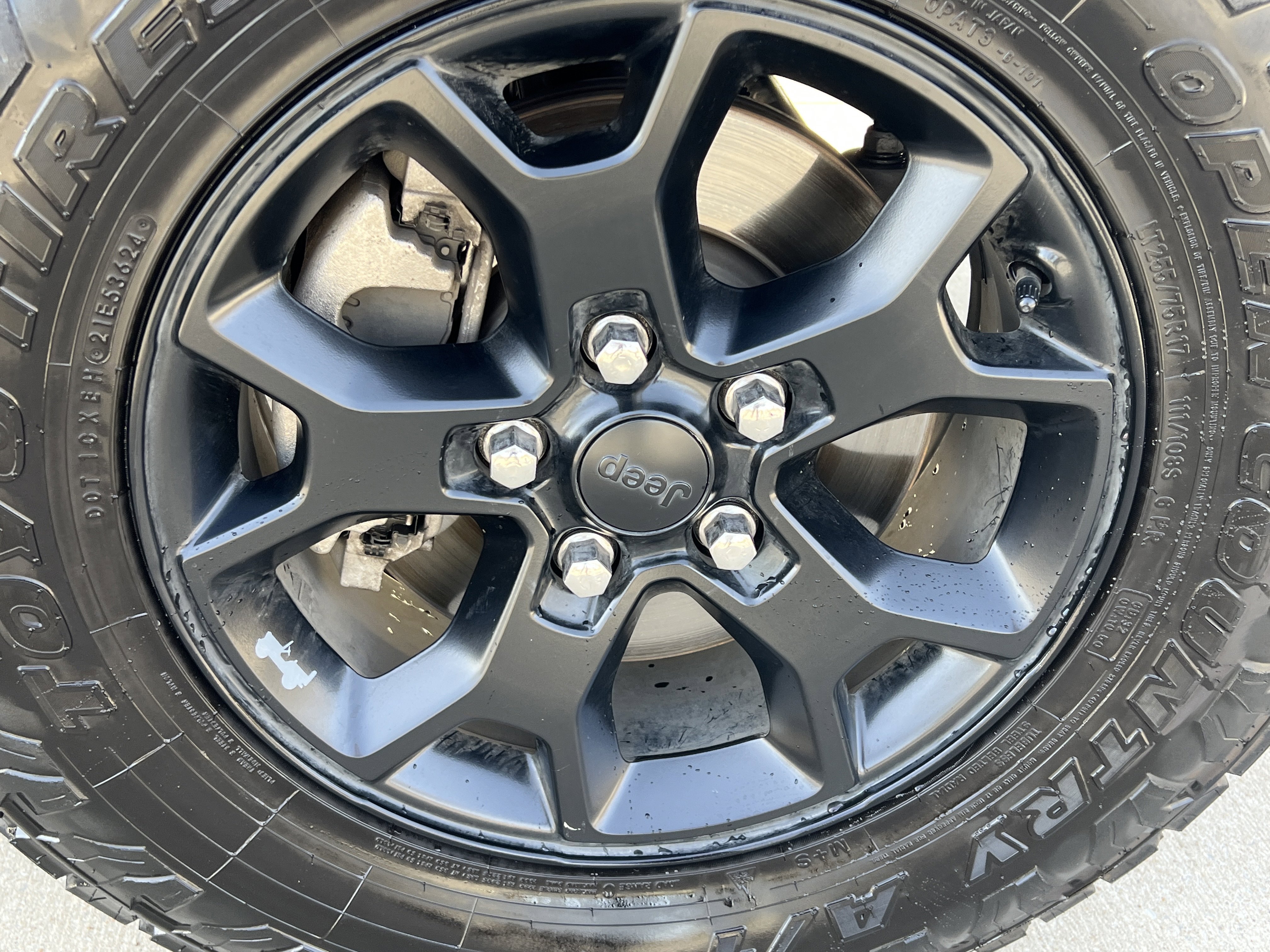 Used 2021 Jeep Wrangler Unlimited Willys image 12