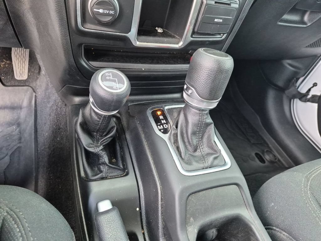 Used 2021 Jeep Gladiator Sport w/ Trailer Tow Package AWD/4WD image 25