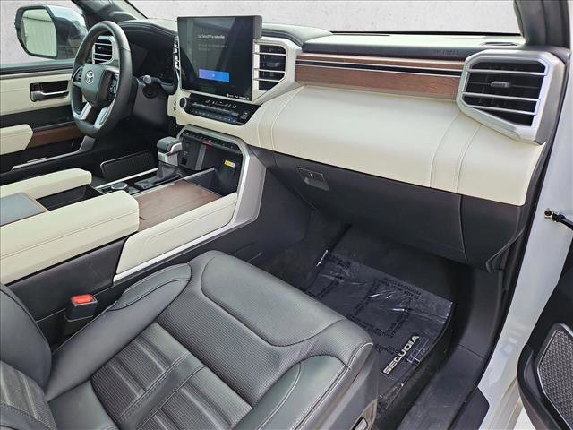 Used 2023 Toyota Sequoia Capstone AWD/4WD image 24