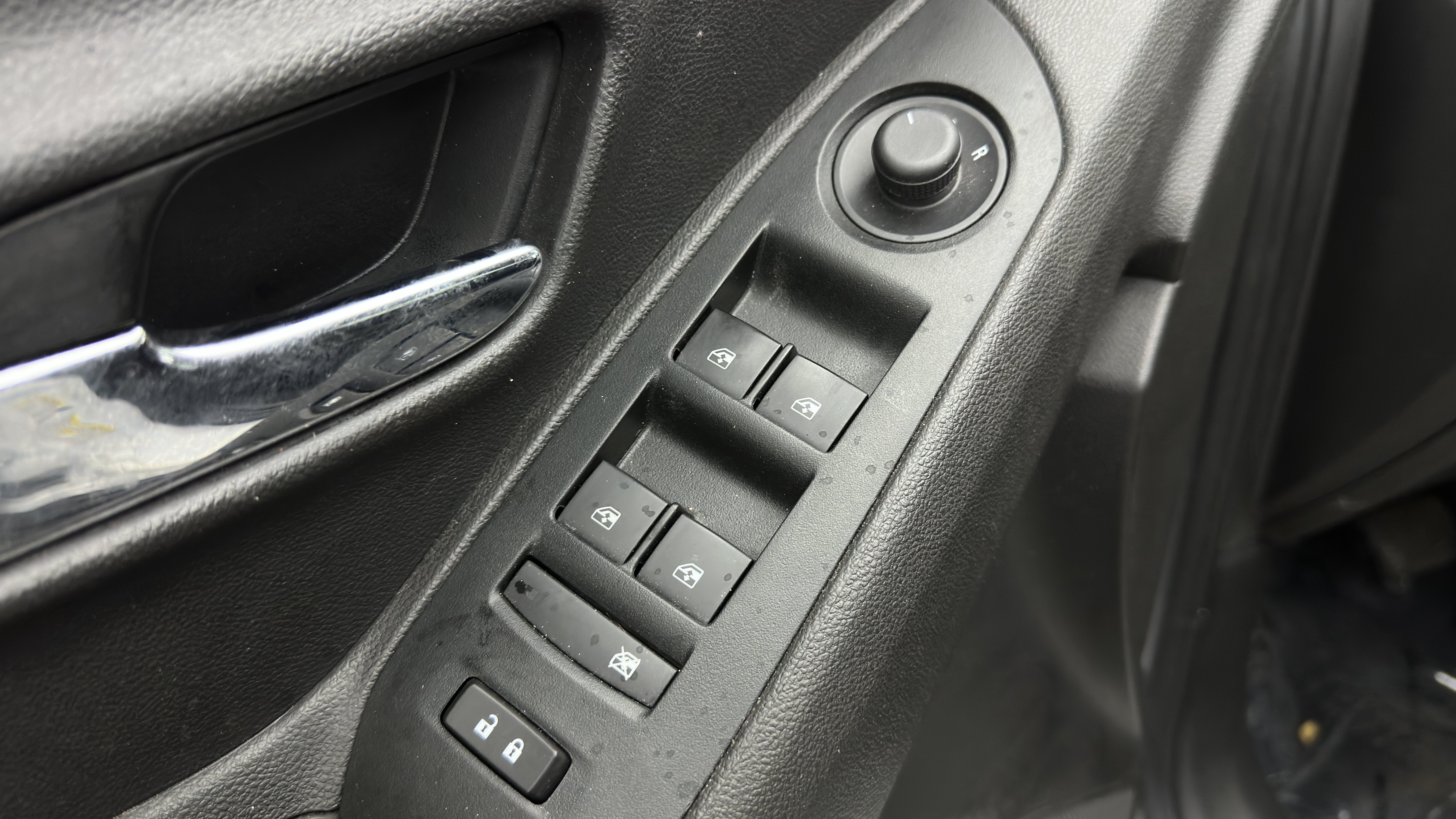 Used 2020 Chevrolet Trax LT FWD image 14
