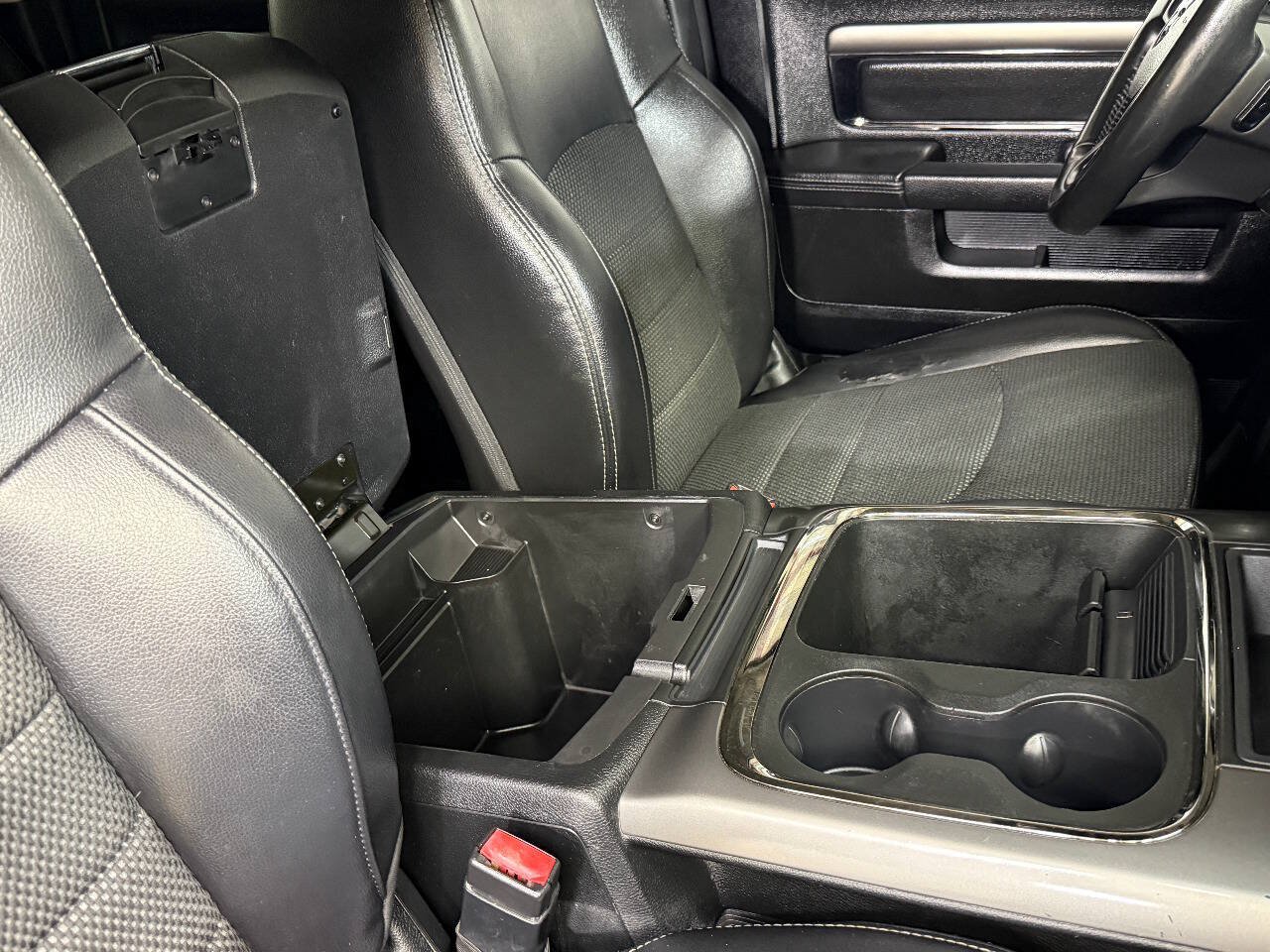 Used 2018 RAM 2500 Lone Star w/ Sport Appearance Group AWD/4WD image 29