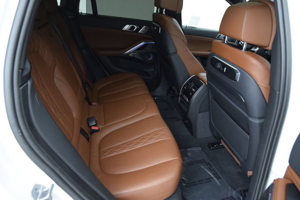 Used 2025 BMW X6 M60i w/ Executive Package AWD/4WD image 19