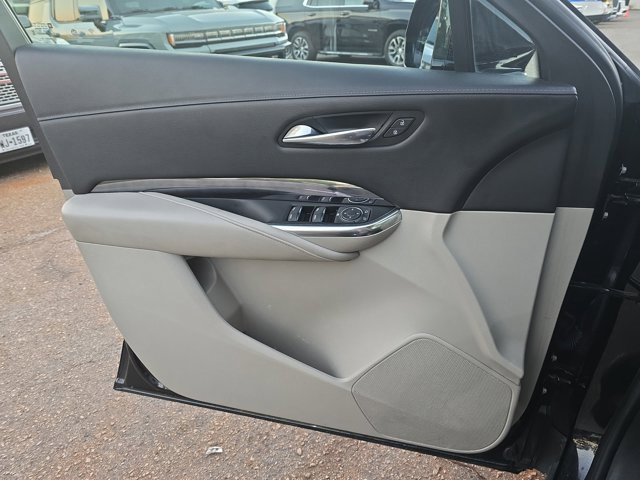 Used 2020 Cadillac XT4 Luxury w/ Cold Weather Package image 26