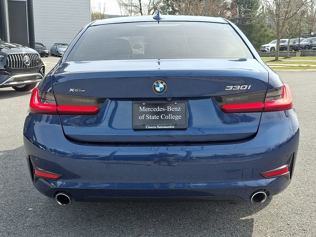 Used 2021 BMW 330i xDrive Sedan w/ Convenience Package AWD/4WD image 9