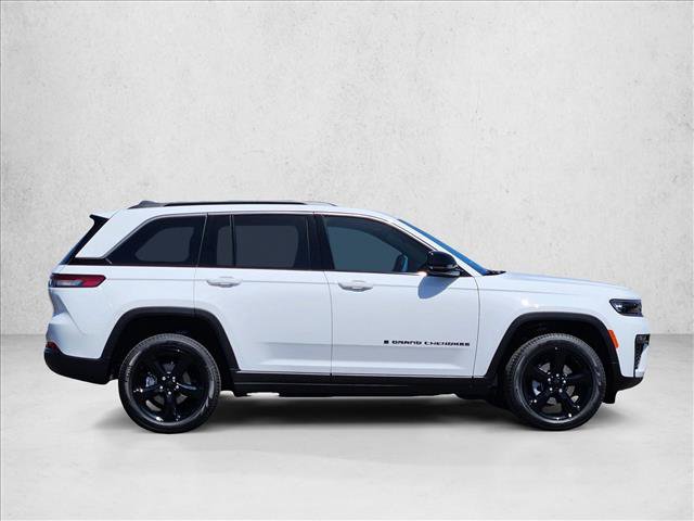New 2026 Jeep Grand Cherokee Limited w/ Limited Altitude Package AWD/4WD image 10