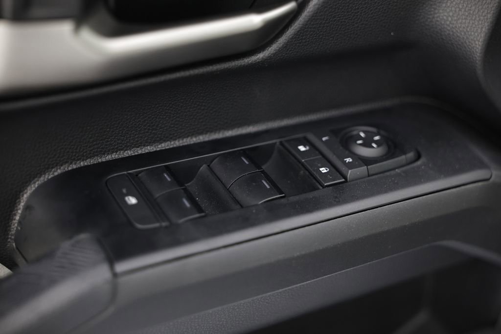 Used 2025 Toyota Tacoma Limited AWD/4WD image 19