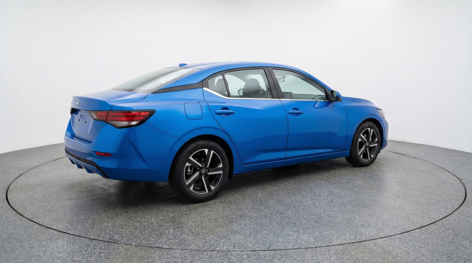 Used 2025 Nissan Sentra SV image 9