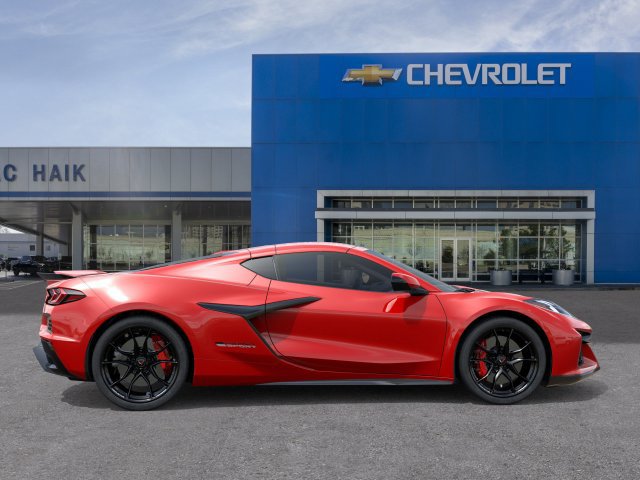 New 2027 Chevrolet Corvette Grand Sport w/ Z52 Sport Performance Package RWD image 5