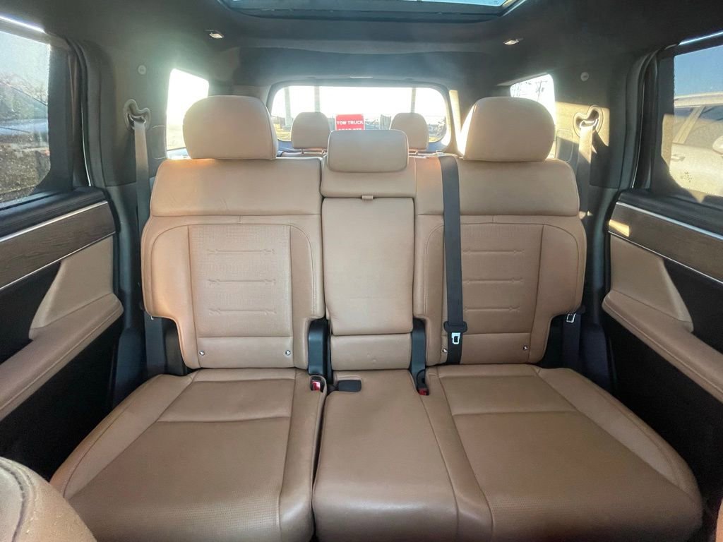 Used 2024 Hyundai Santa Fe Limited image 25