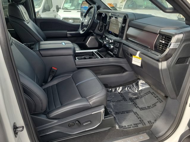 New 2026 Ford F350 Platinum AWD/4WD image 19