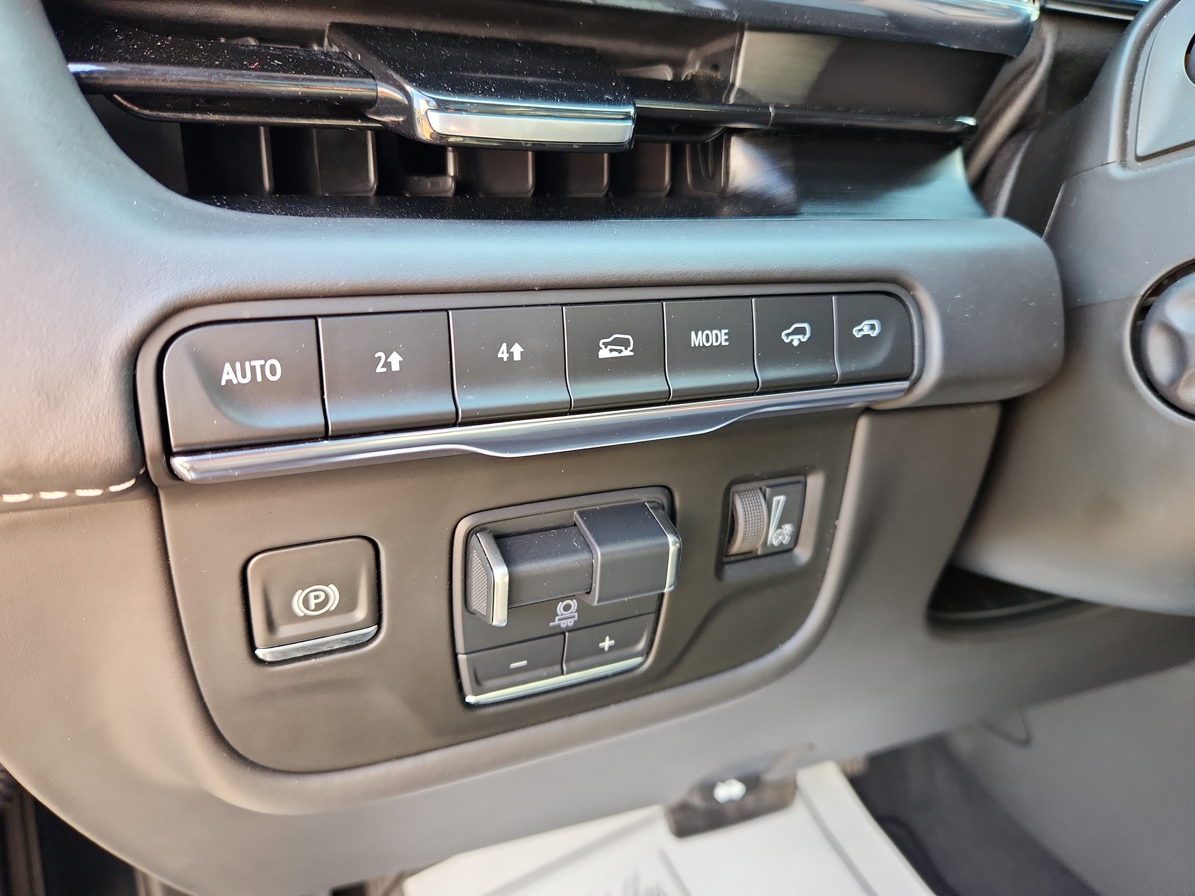 Used 2021 Cadillac Escalade Sport Platinum image 29