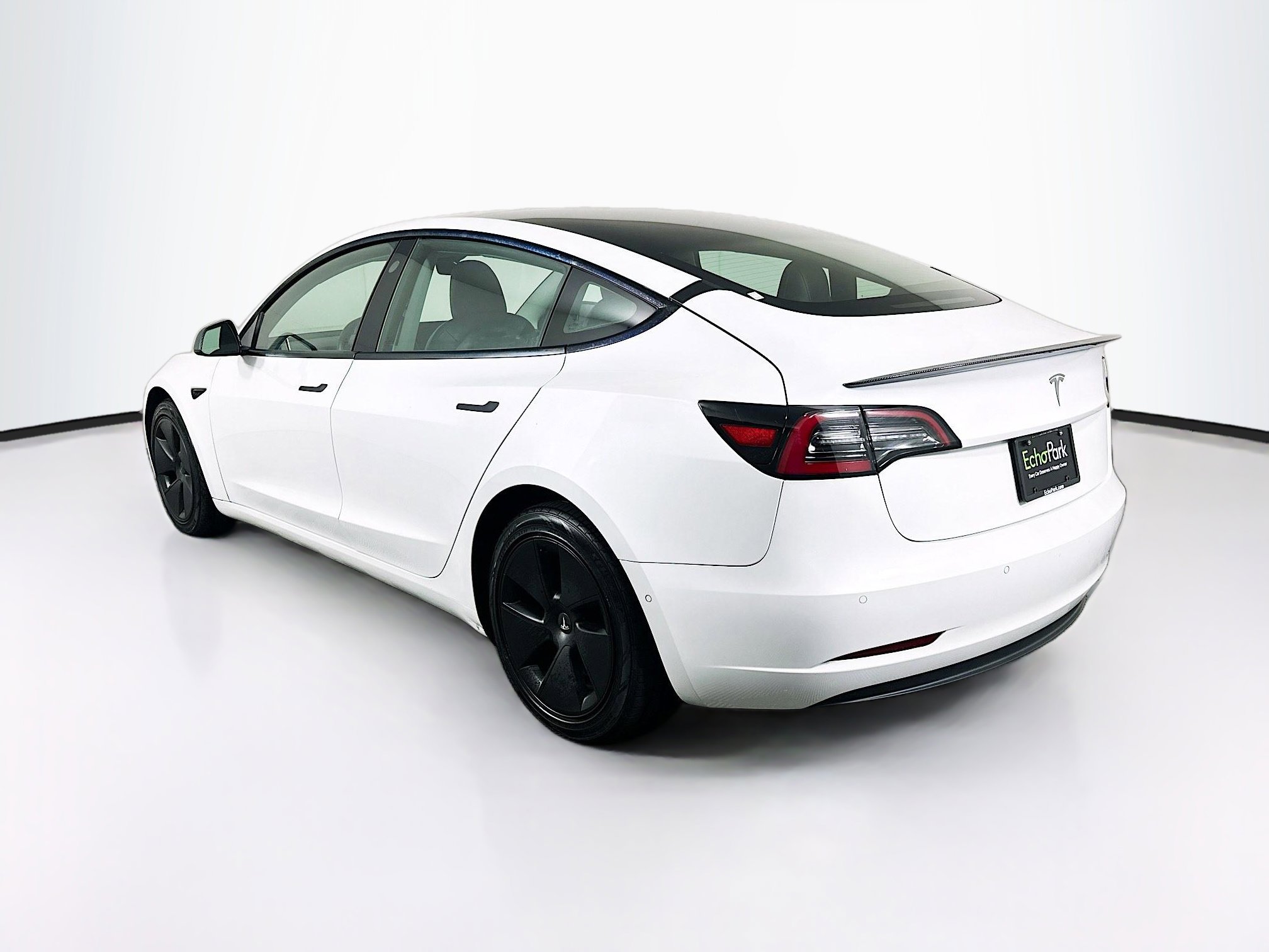 Used 2021 Tesla Model 3 Standard Range Plus RWD image 5