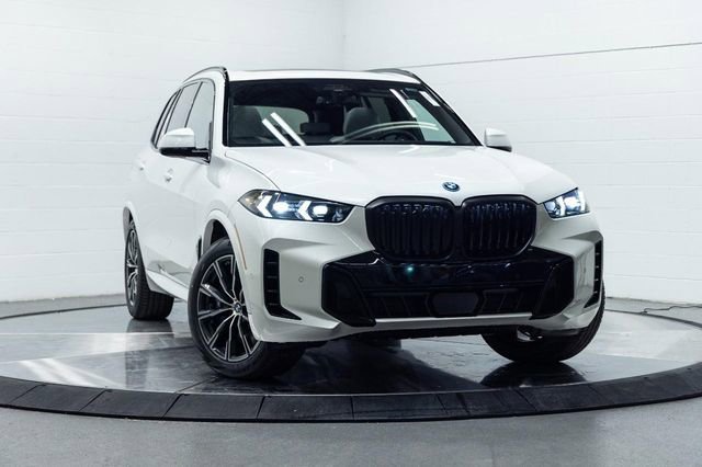 New 2026 BMW X5 xDrive50e w/ M Sport Package image 5