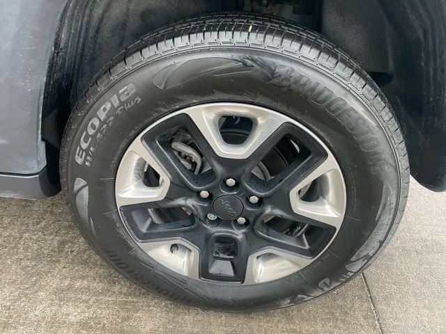 Used 2018 Jeep Compass Trailhawk w/ Leather Interior Group AWD/4WD image 28