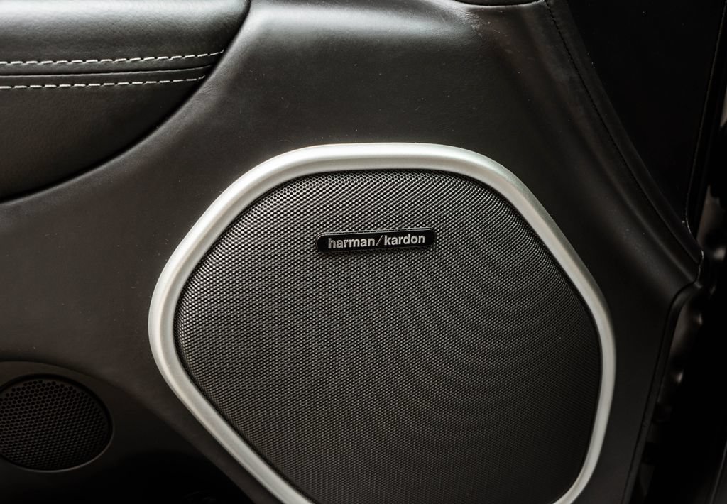 Used 2020 Jeep Grand Cherokee SRT AWD/4WD image 19