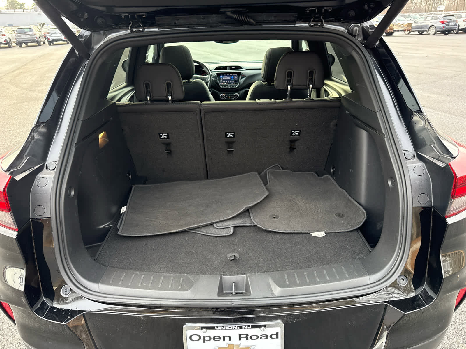 Used 2023 Chevrolet TrailBlazer RS w/ Sun and Liftgate Package image 10