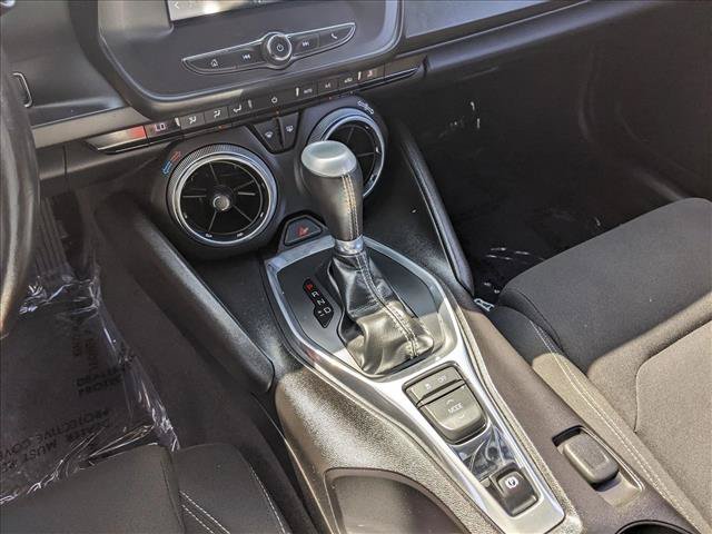 Used 2017 Chevrolet Camaro LT RWD image 12