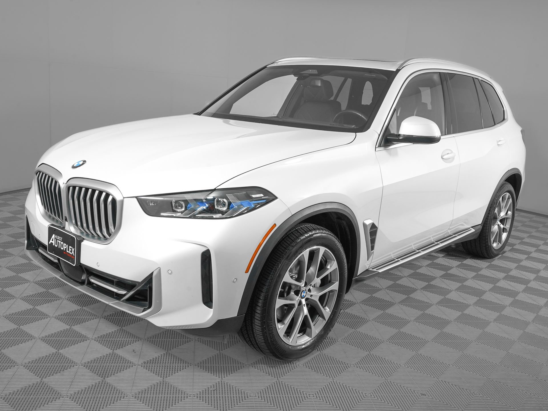 Used 2025 BMW X5 xDrive40i image 8