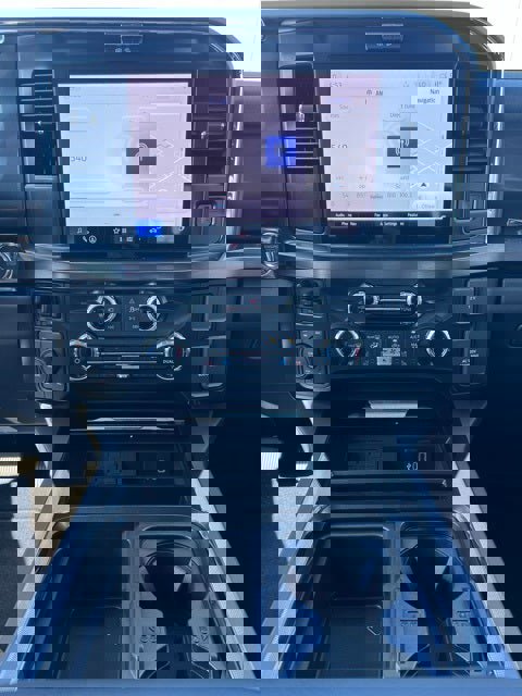 New 2025 Ford F250 Lariat w/ Black Appearance Package image 11