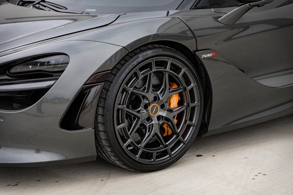 Used 2019 McLaren 720S Performance RWD image 6
