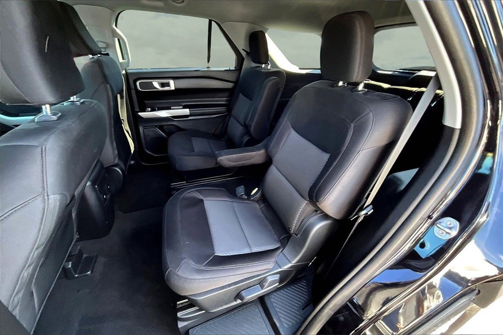 Used 2023 Ford Explorer XLT image 21