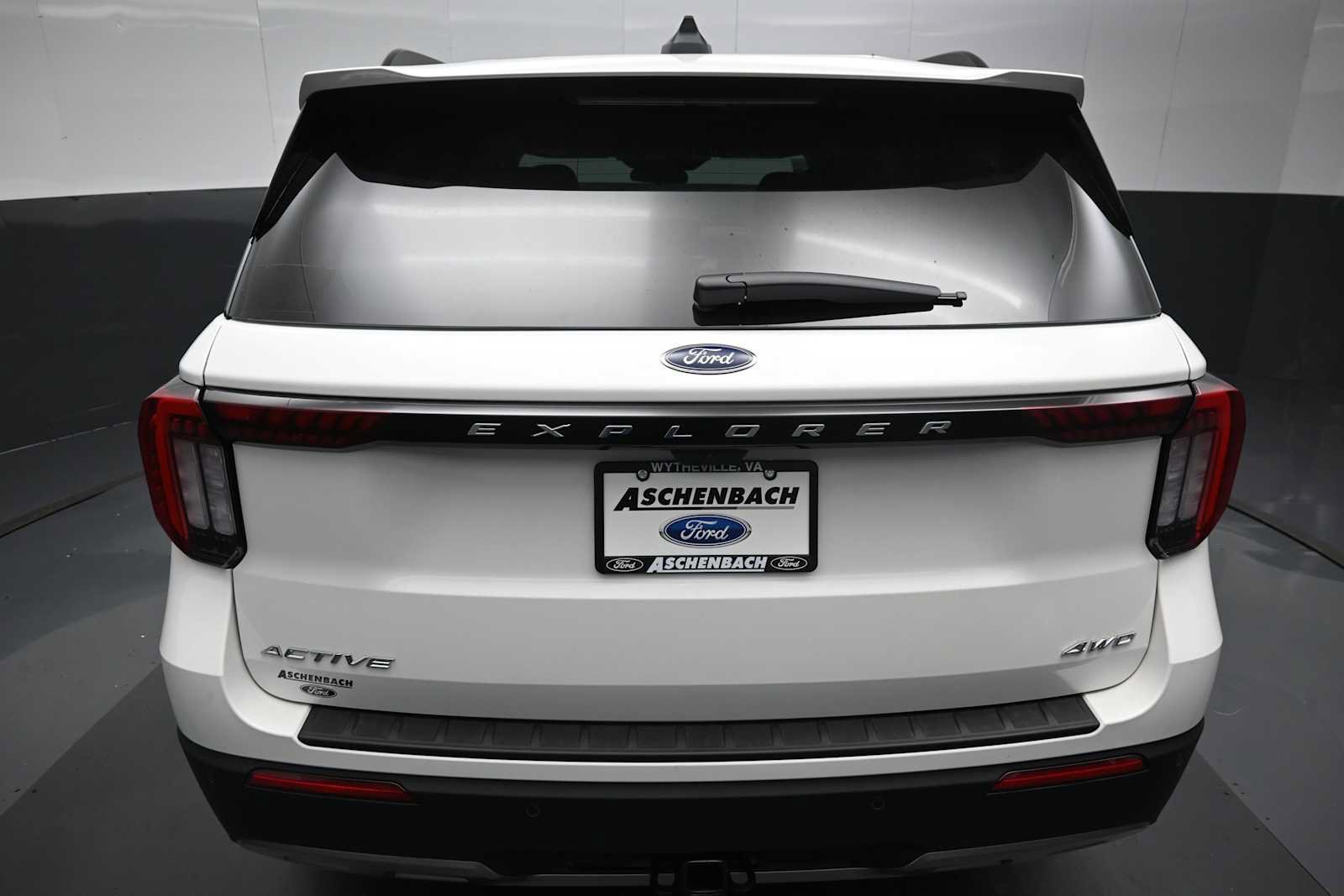 New 2026 Ford Explorer Active w/ Active Comfort Package AWD/4WD image 14