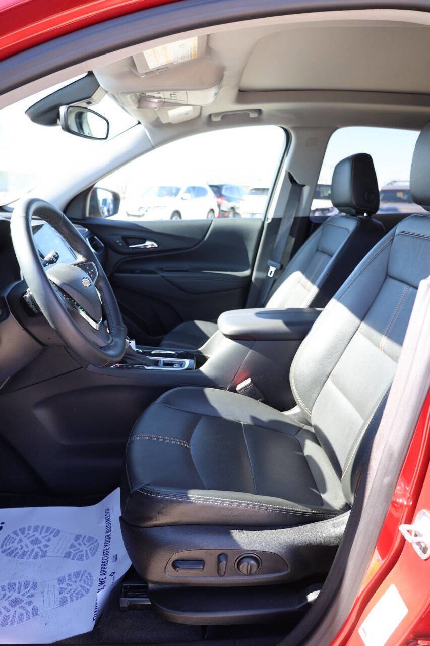 Used 2024 Chevrolet Equinox Premier image 13