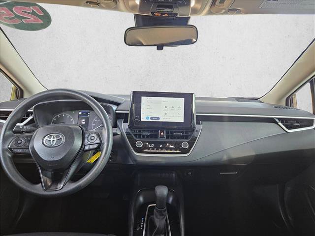 Used 2025 Toyota Corolla LE FWD image 13