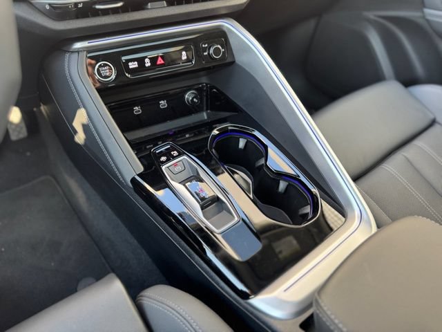 Certified 2025 Audi Q5 Premium w/ Premium Plus AWD/4WD image 15
