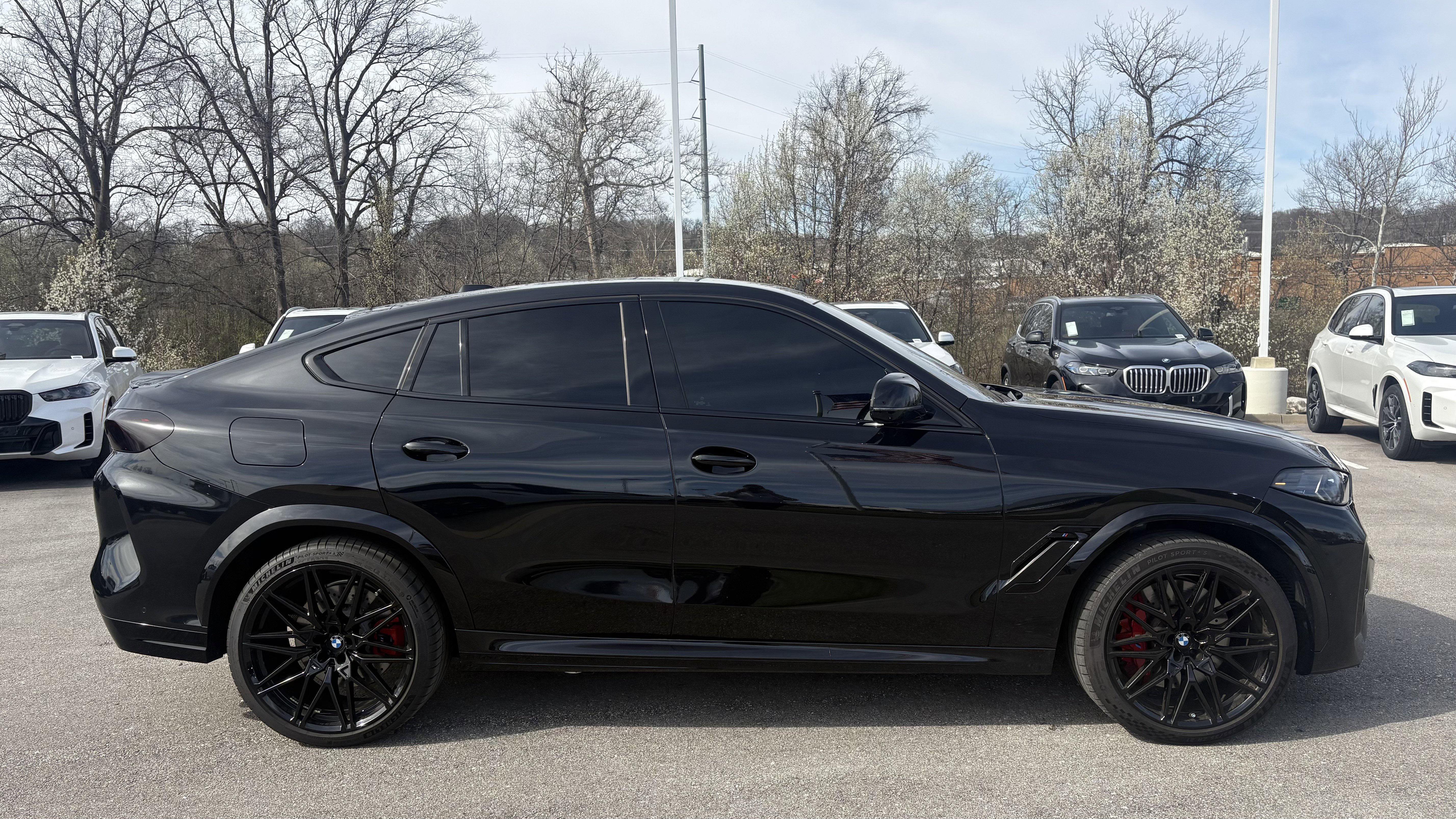 Used 2025 BMW X6 M Competition w/ Executive Package AWD/4WD image 11