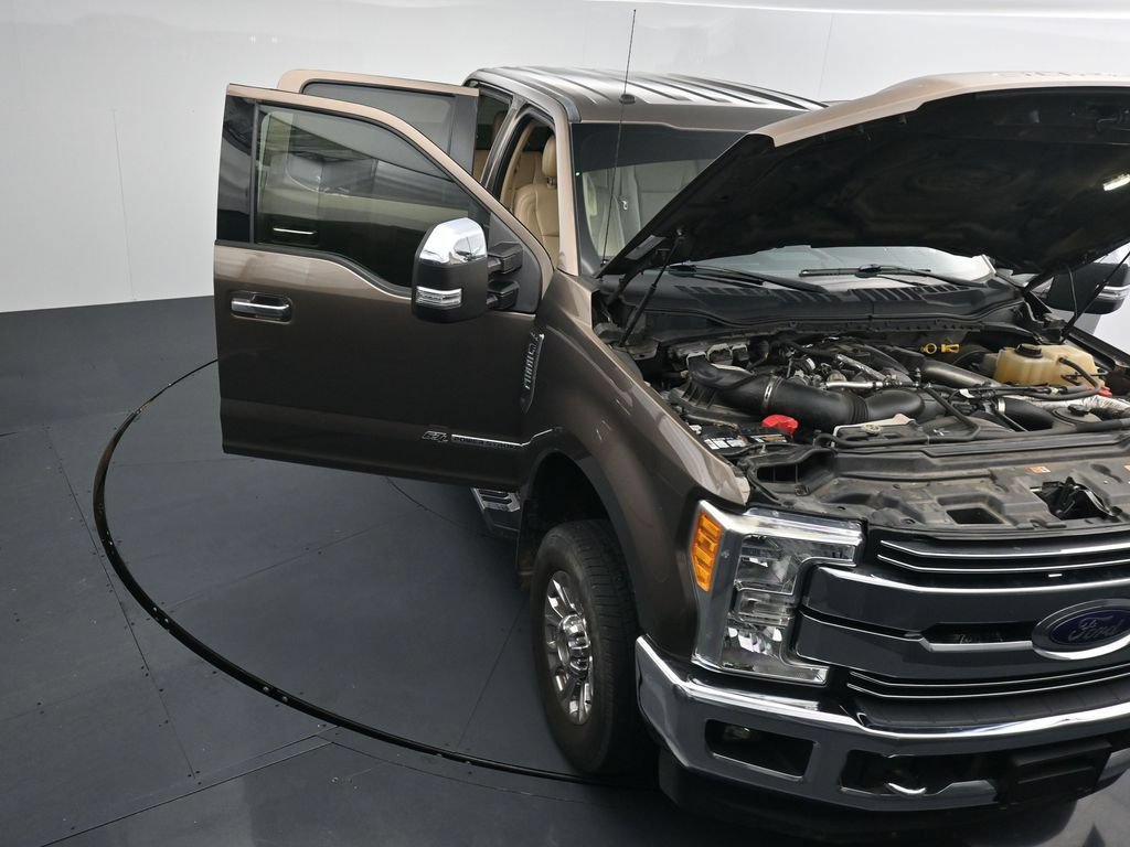 Used 2017 Ford F250 Lariat w/ Chrome Package AWD/4WD image 25