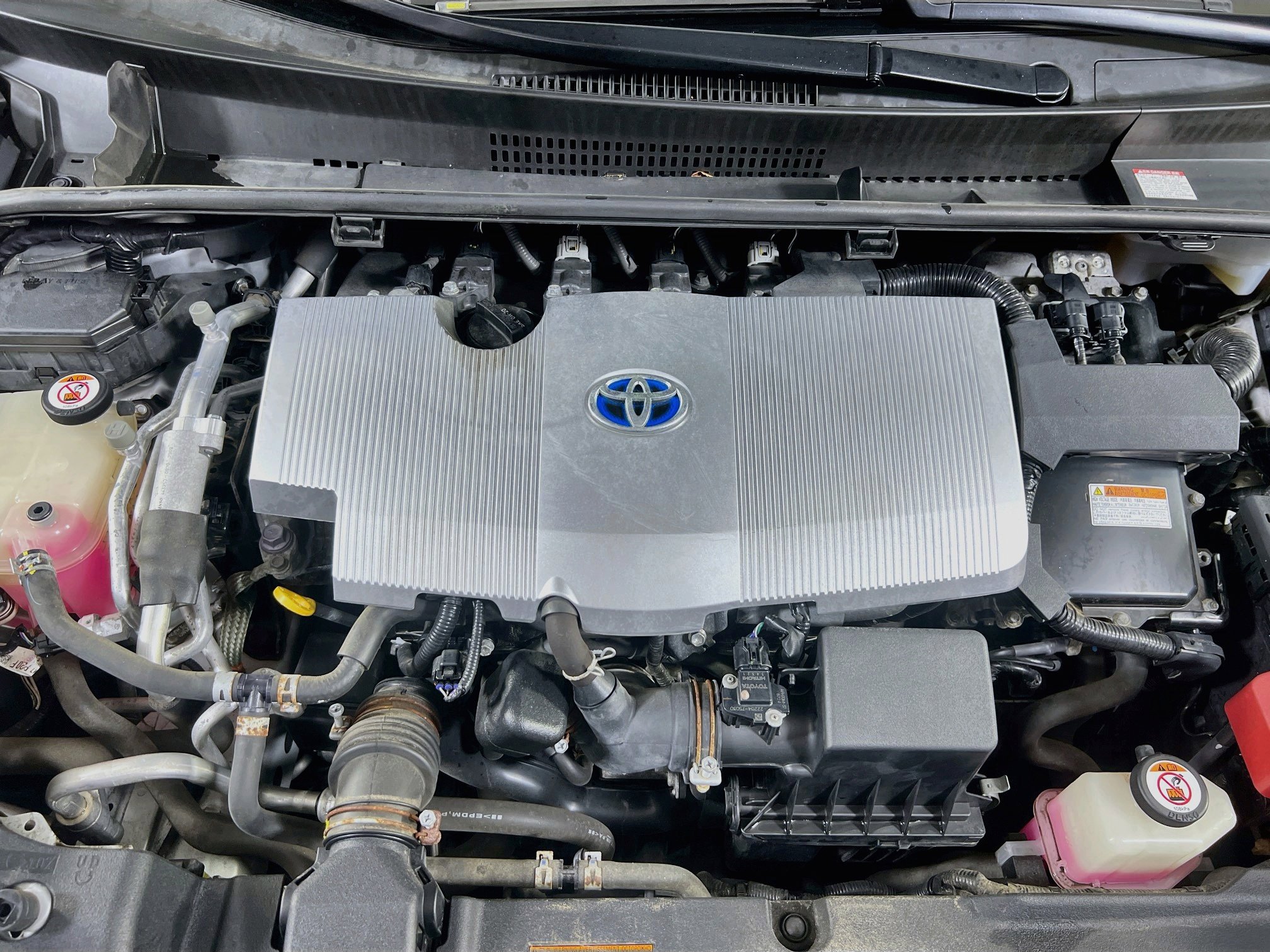 Used 2018 Toyota Prius Prime Premium FWD image 29