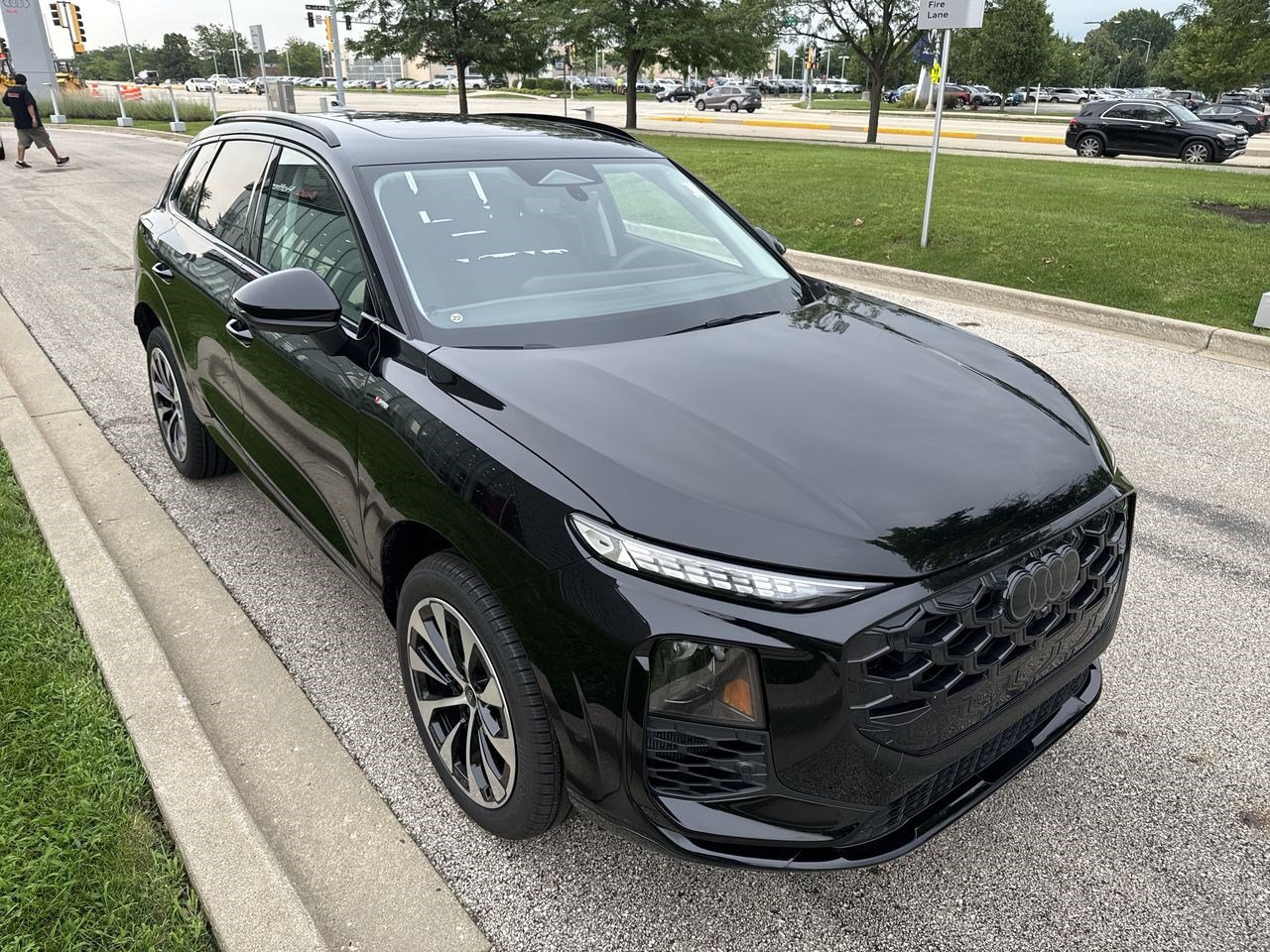 New 2026 Audi Q3 quattro 2.0T AWD/4WD image 28