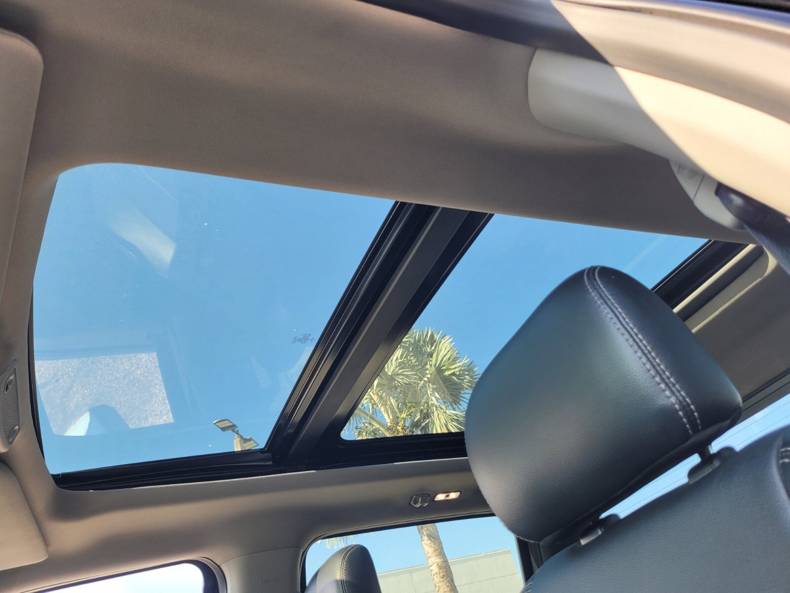 Used 2021 Ford F250 Lariat image 19