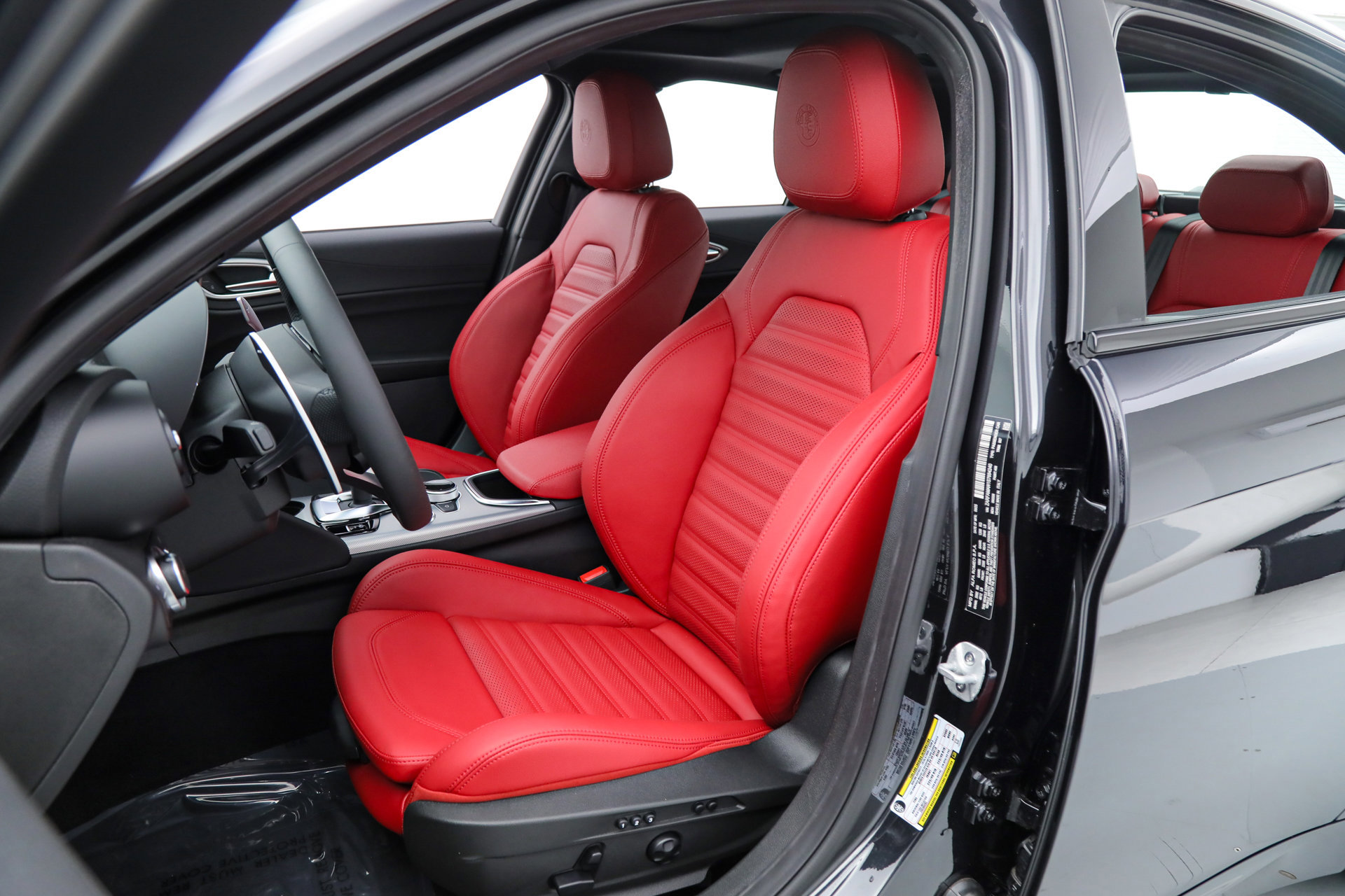 New 2025 Alfa Romeo Giulia w/ Driving Assist Package image 20