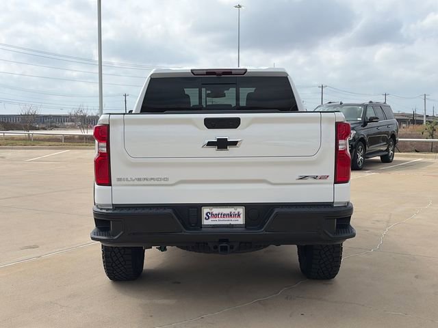 Used 2024 Chevrolet Silverado 1500 ZR2 image 9