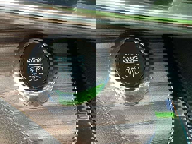 Used 2023 Ford Explorer Limited image 25