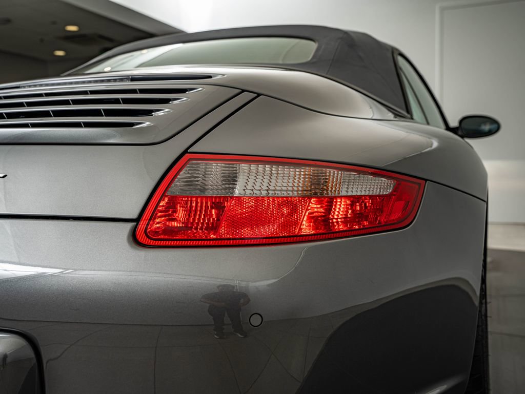 Used 2007 Porsche 911 Carrera S RWD image 23