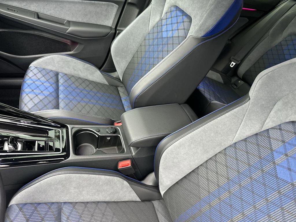 New 2026 Volkswagen Golf w/ Euro Style Package image 21