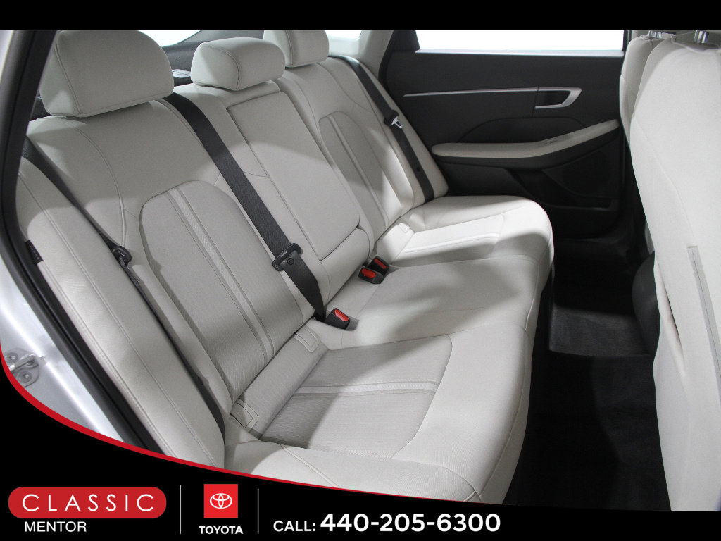 Used 2025 Hyundai Sonata SEL FWD image 16