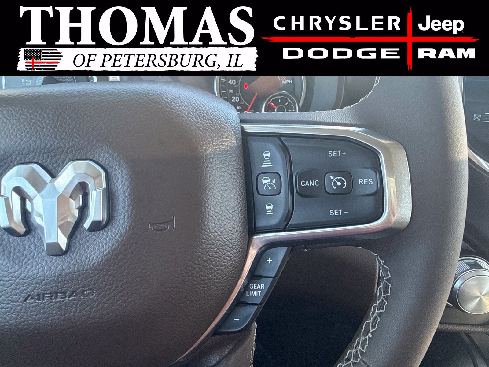 Used 2025 RAM 1500 Laramie AWD/4WD image 15