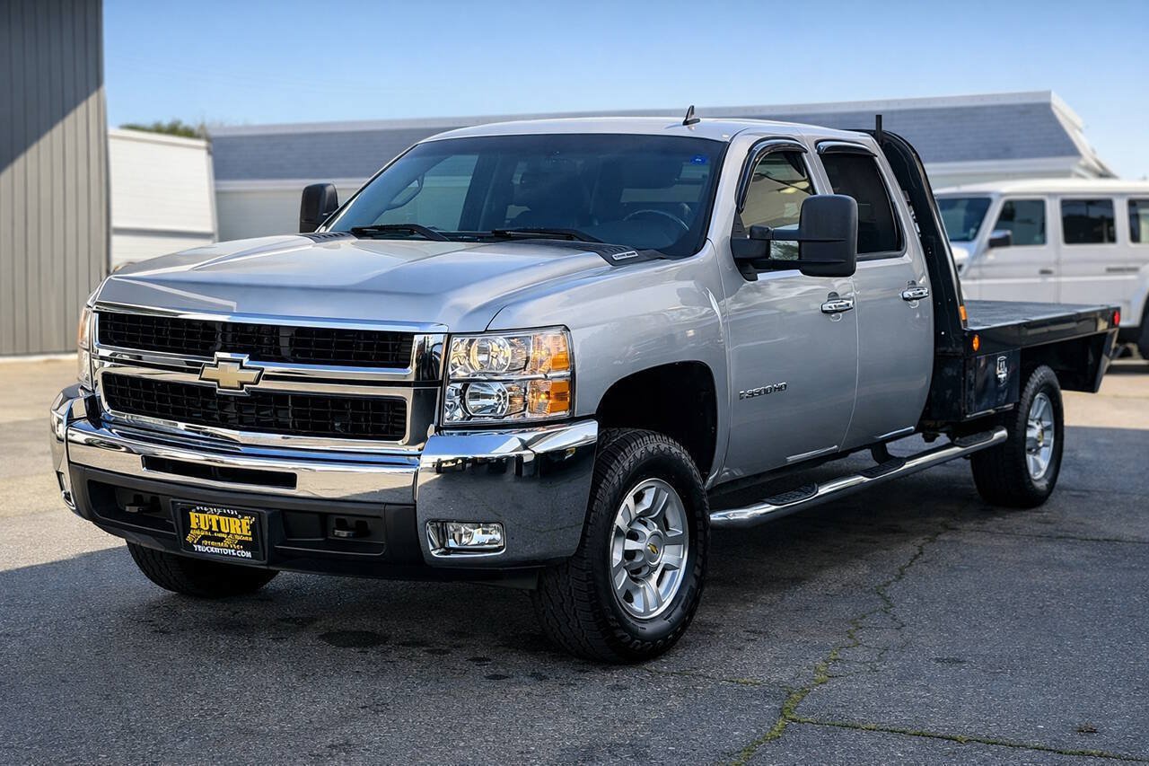 Used 2008 Chevrolet Silverado 3500 LTZ w/ Suspension Package, Off-Road AWD/4WD image 5