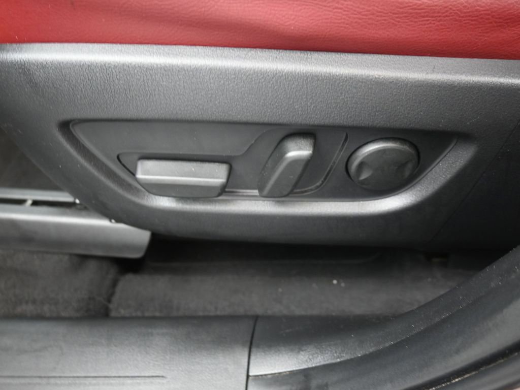 Used 2025 MAZDA CX-70 Plug-In Hybrid w/ Premium Plus image 11