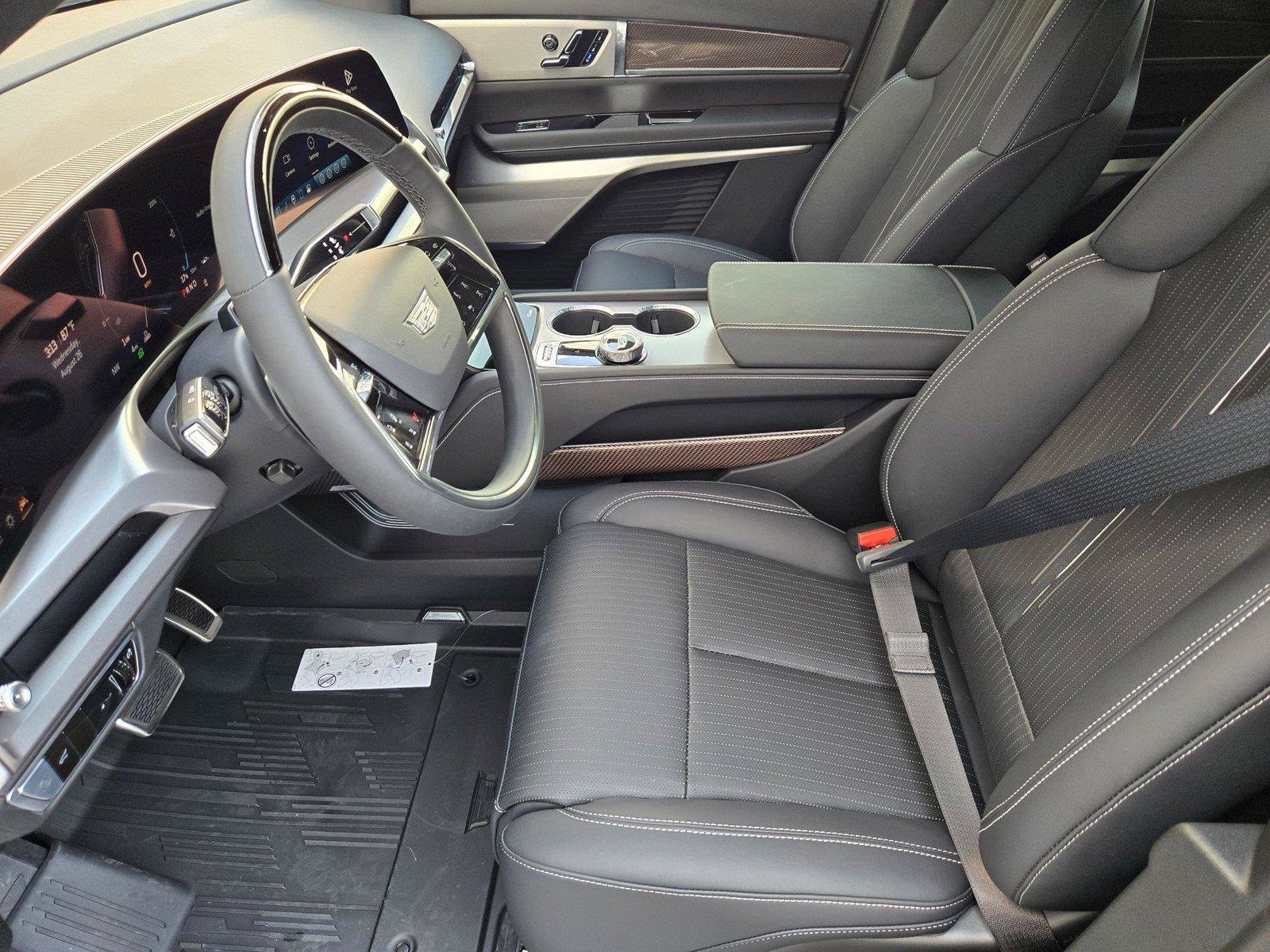New 2027 Cadillac Vistiq Sport w/ LPO, Floor Liner Package AWD/4WD image 11