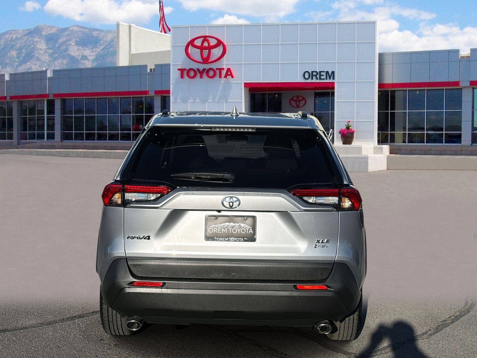 Used 2025 Toyota RAV4 XLE image 5