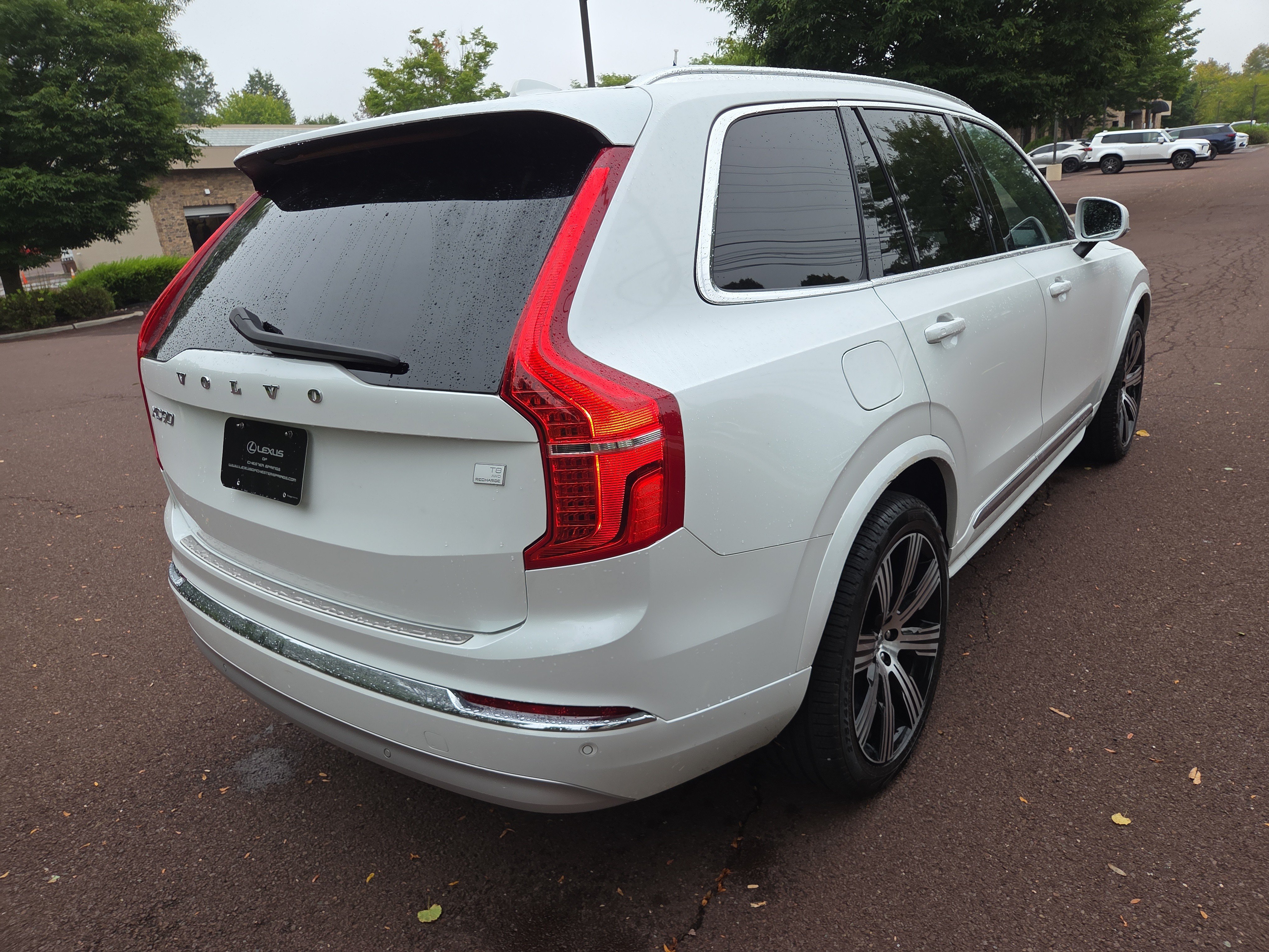 Used 2022 Volvo XC90 T8 Inscription Expression AWD/4WD image 3