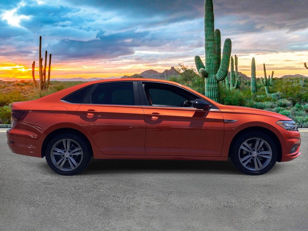 Used 2019 Volkswagen Jetta R-Line FWD image 2