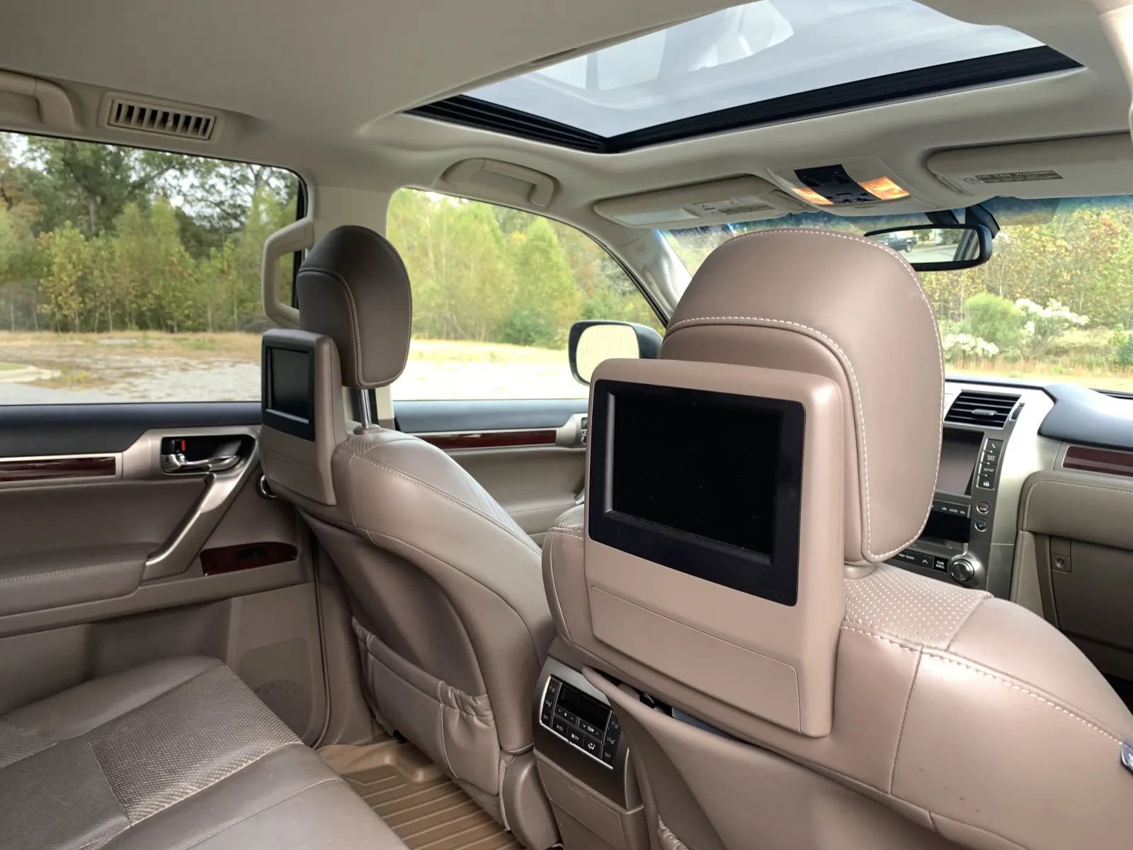 Used 2014 Lexus GX 460 Luxury image 13