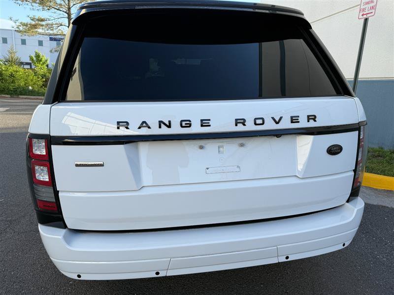 Used 2014 Land Rover Range Rover Supercharged AWD/4WD image 12