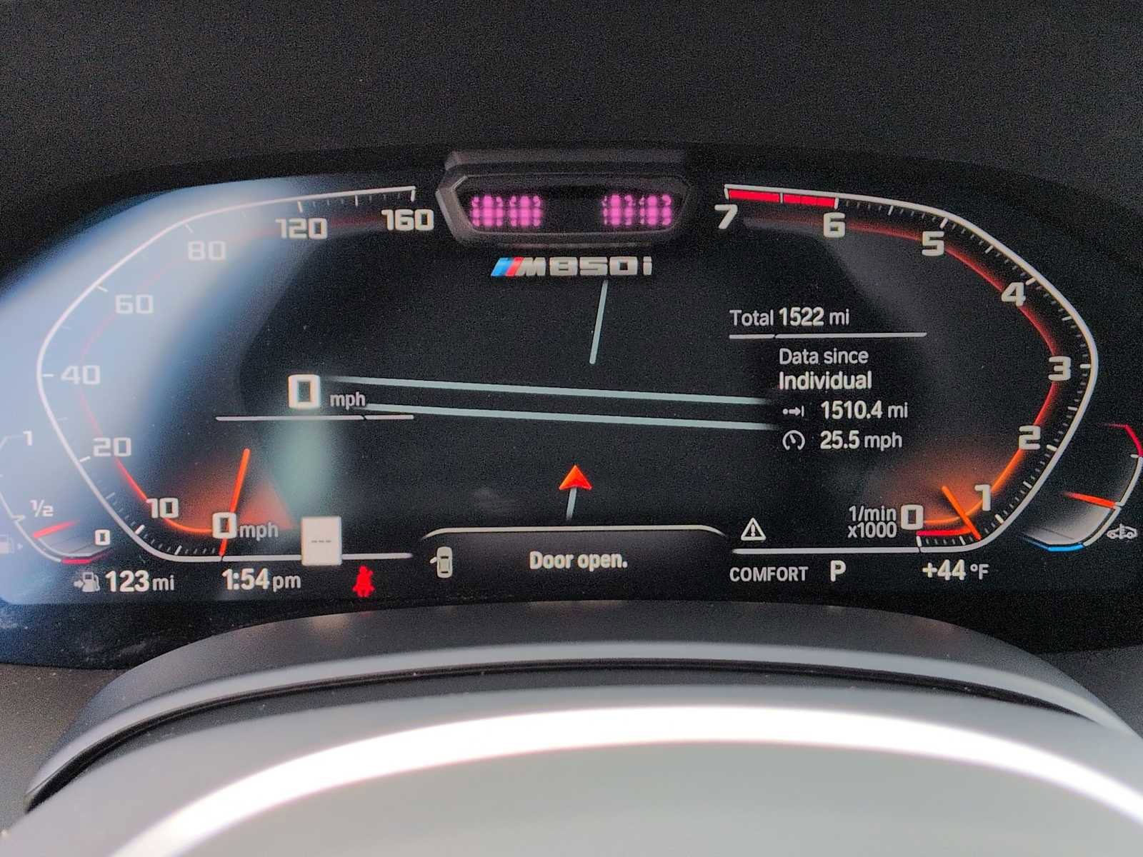 Used 2025 BMW M850i xDrive image 35